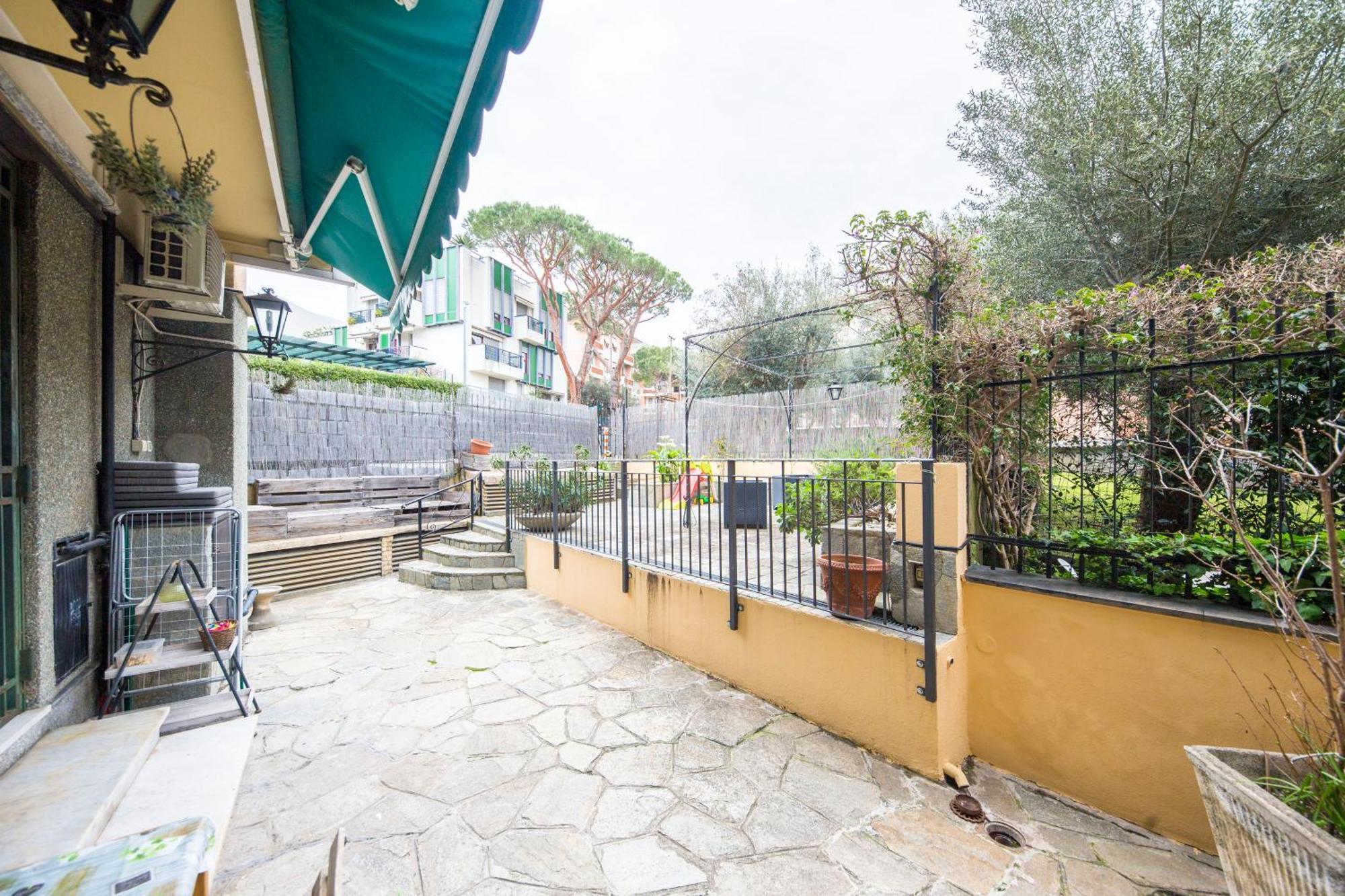 Apartament Due Passi Dal Mare Genua Zewnętrze zdjęcie